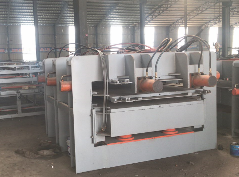 全自动美女免费视频